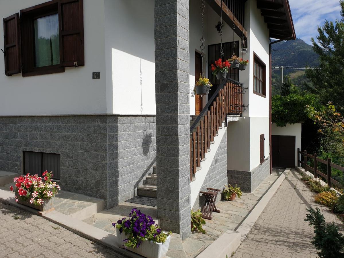 Casa Vacanze Germano Aosta Ngoại thất bức ảnh